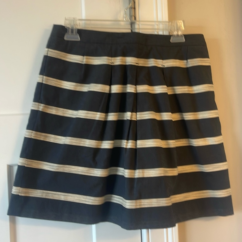 Loft skirt